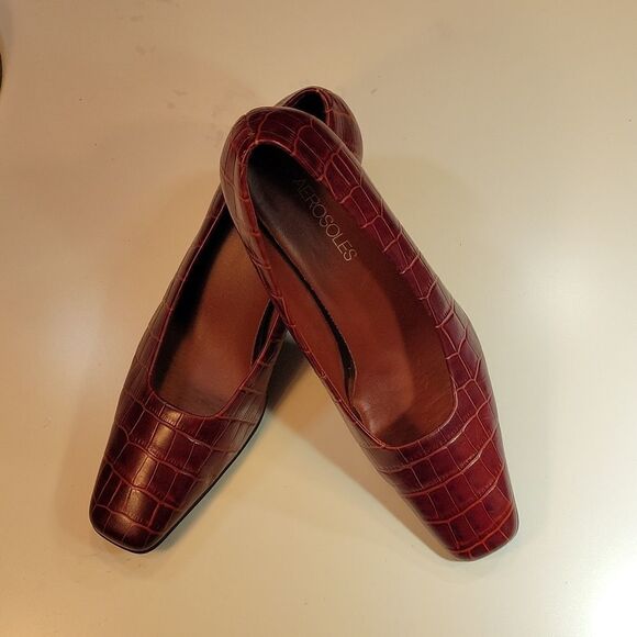 AEROSOLES SNAKESKIN PATTERN DESIGN BLOCK CONGNAC PUMP SHOE - Picture 14 of 15